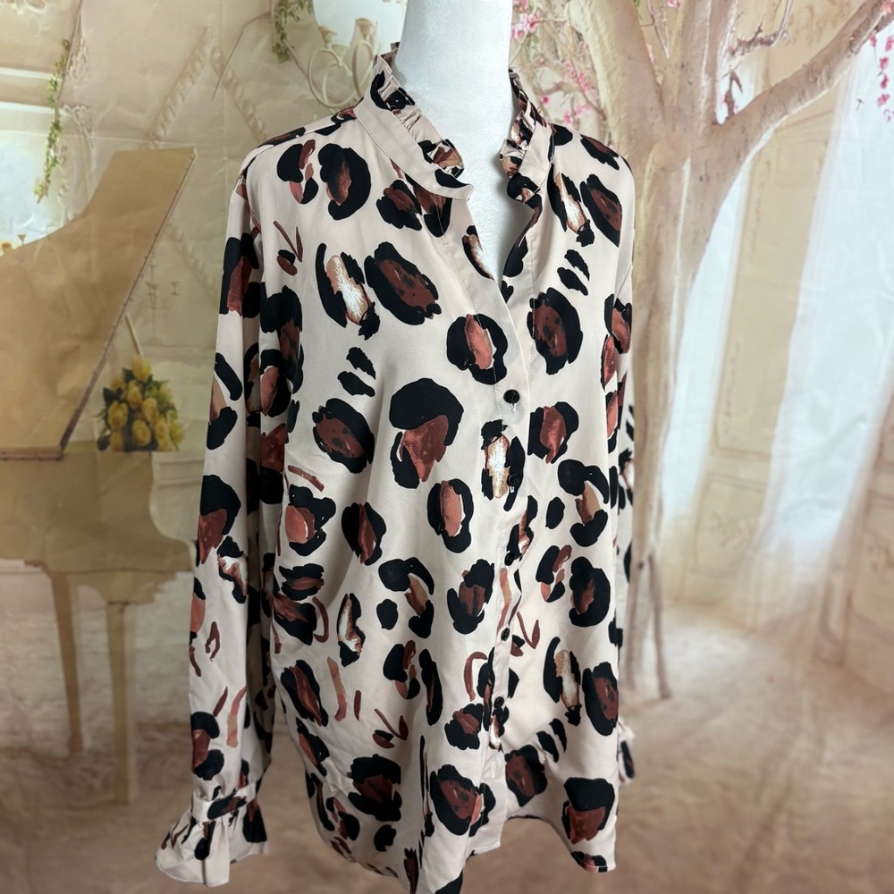 Eloquii Eloquii Brown and Red Leopard Print Blouse Relaxed Fit - Picture 5 of 10